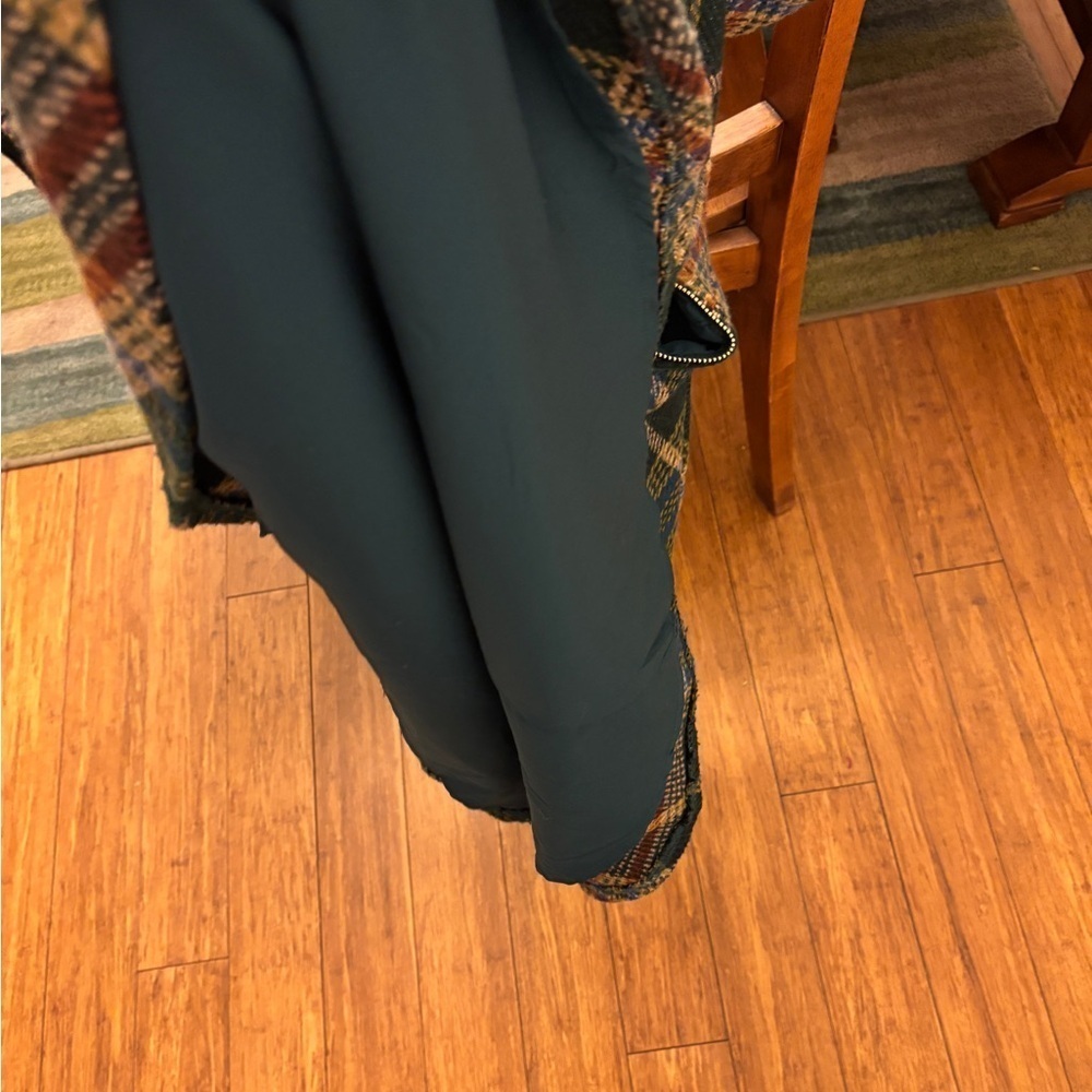 Ivy city Plaid holiday Dress in Green and Blue high end fully lined puffy sleeve - Picture 8 of 8